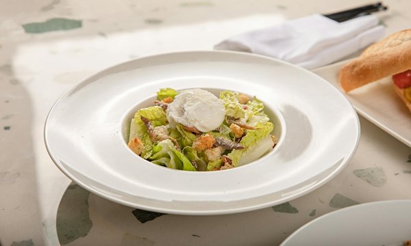 Quelles sont les meilleures astuces pour cuisiner en camping ou en voyage ?